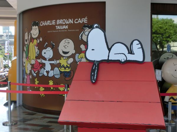 查理布朗咖啡 Charlie Brown Café Taiwan @貝大小姐與瑞餚姐の囂脂私蜜話