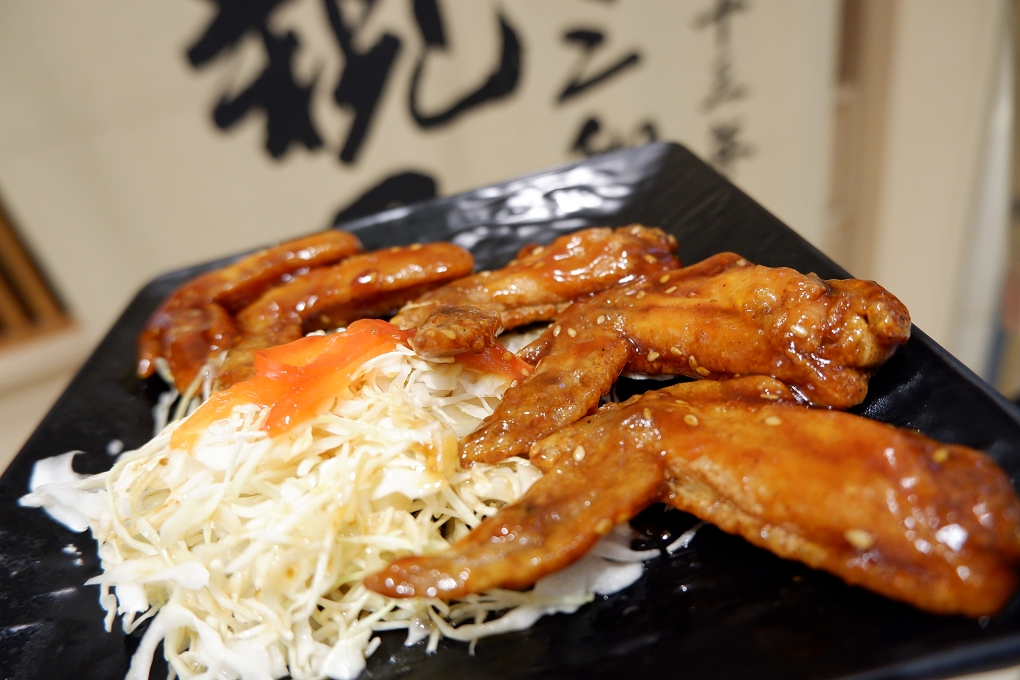 【微風台北車站】雞三和親子丼 來自日本名古屋的排隊名店 @貝大小姐與瑞餚姐の囂脂私蜜話