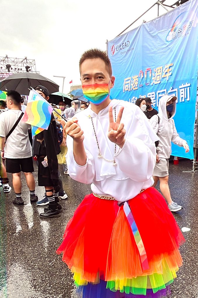2421【臺灣同志遊行】 2022第20屆臺灣同志遊行｜無・限・性——解構框架，性／別無限 2022 Taiwan LGBT  Pride  An Unlimited Future @貝大小姐與瑞餚姐の囂脂私蜜話