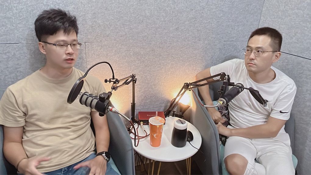 【台北中山區 商務空間 &#038; PODCAST錄音室推薦】台北亞太商務中心 Podcast錄音室 創造1+1總會走到無限大的新格局，透過各產業鏈結一起開創商機！ @貝大小姐與瑞餚姐の囂脂私蜜話