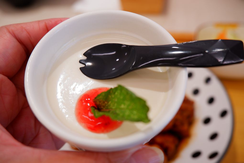 【林口中式簡餐推薦】穀雨豐  將排餐、西餐融入了台灣的飲食文化中，創造出屬於台灣人的台式的洋食料理餐廳！ @貝大小姐與瑞餚姐の囂脂私蜜話