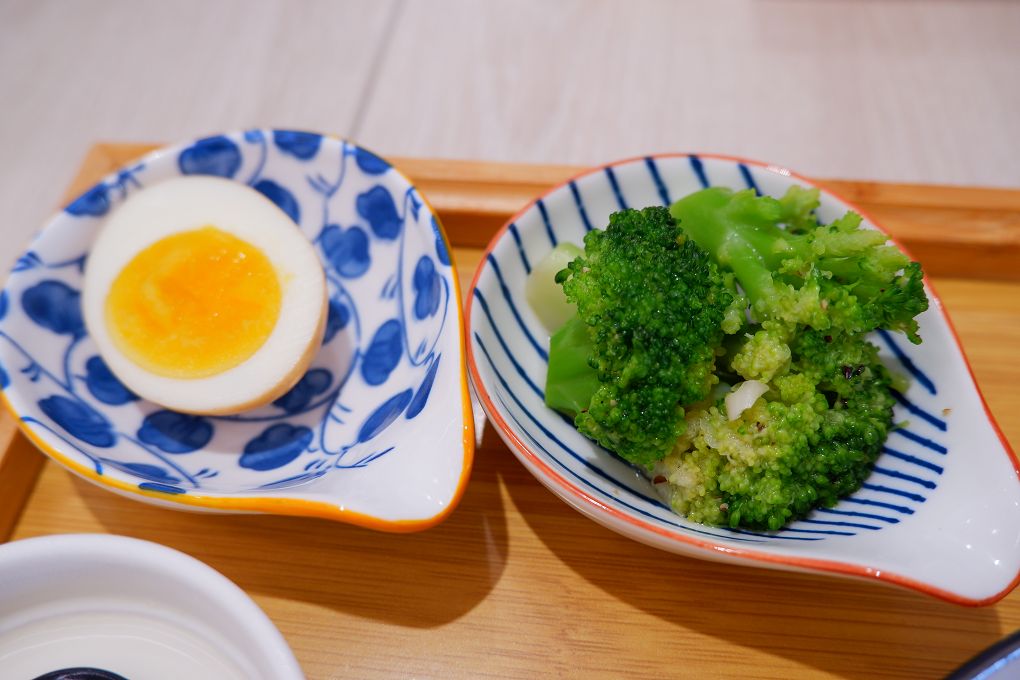 【林口中式簡餐推薦】穀雨豐  將排餐、西餐融入了台灣的飲食文化中，創造出屬於台灣人的台式的洋食料理餐廳！ @貝大小姐與瑞餚姐の囂脂私蜜話